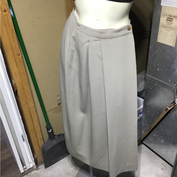 Giorgio Armani Lined Wrap Skirt - Picture 10 of 16